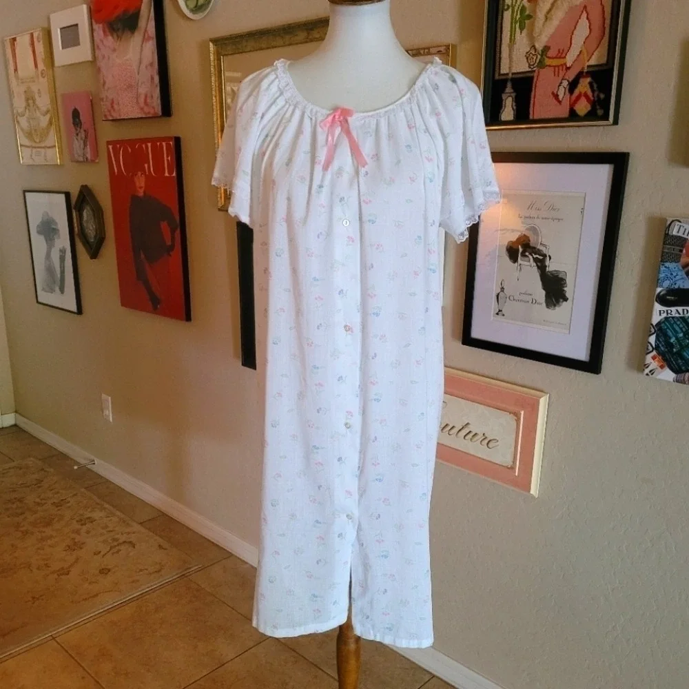Vintage Floral Button Front Nightgown White Pink Lace Trim Cottagecore - Picture 2 of 8